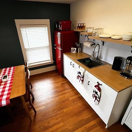 Fiesinger House - Private 3-Bd Unit In Historic Home, Downtown Sandusky Eksteriør billede