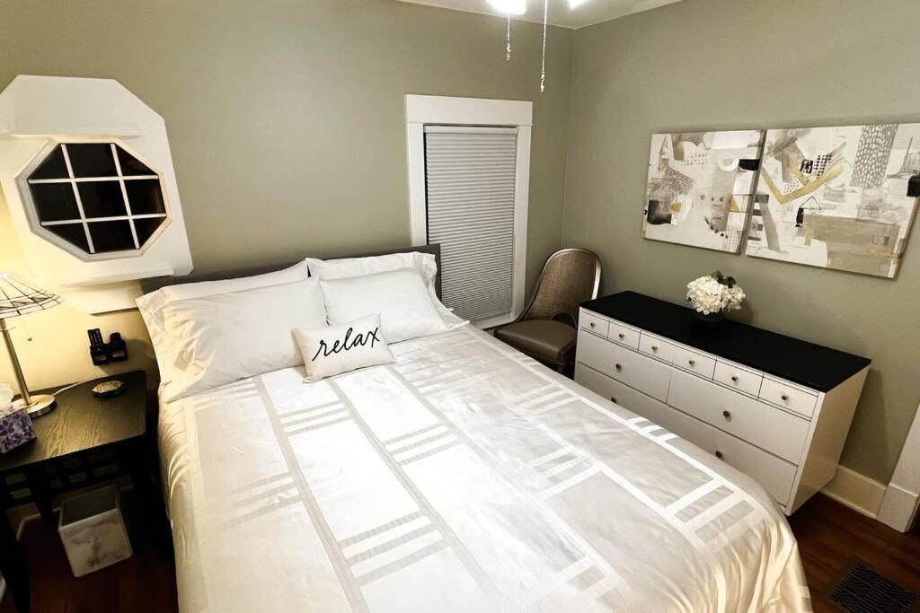 Fiesinger House - Private 3-Bd Unit In Historic Home, Downtown Sandusky Eksteriør billede